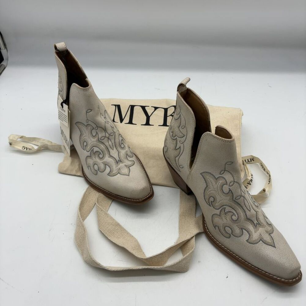 Myra Embroidered Leather Booties In Ivory